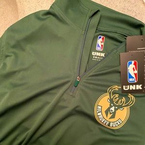 Milwaukee Bucks Athletic Quarter Zip Pullover